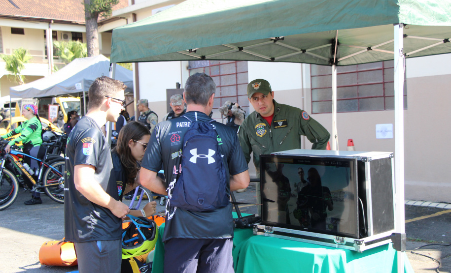 Passeio Ciclístico da Polícia Militar do Paraná atrai mais de 600 participantes