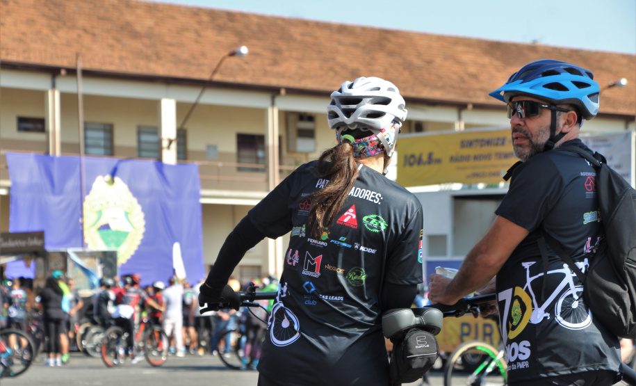 Passeio Ciclístico da Polícia Militar do Paraná atrai mais de 600 participantes