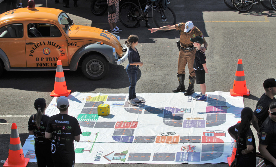 Passeio Ciclístico da Polícia Militar do Paraná atrai mais de 600 participantes