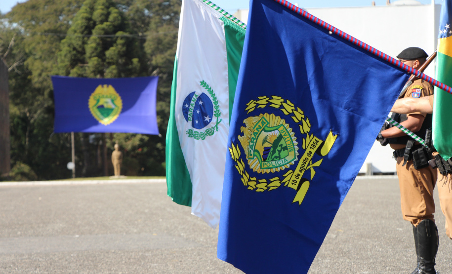 Desfile de 170 anos mostra evolução da tecnologia usada pela PM para ajudar população