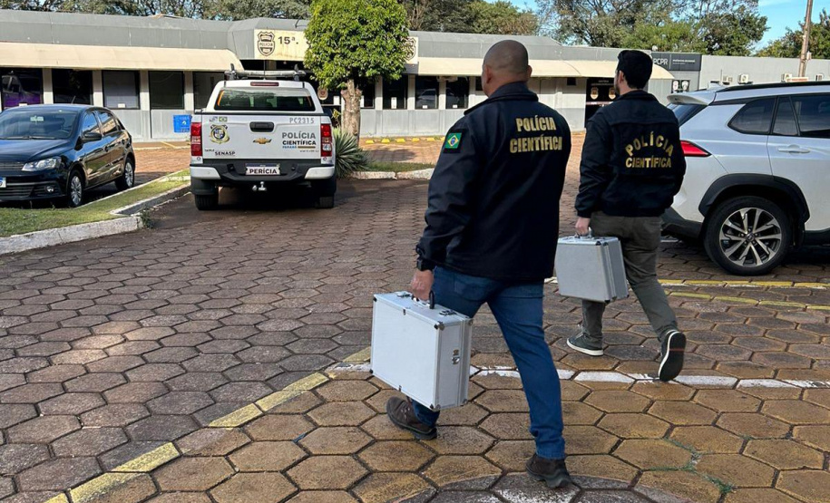 Polícia Científica vai mandar para SP neste domingo materiais coletados com familiares em Cascavel