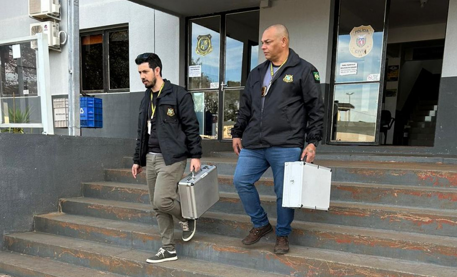 Polícia Científica vai mandar para SP neste domingo materiais coletados com familiares em Cascavel