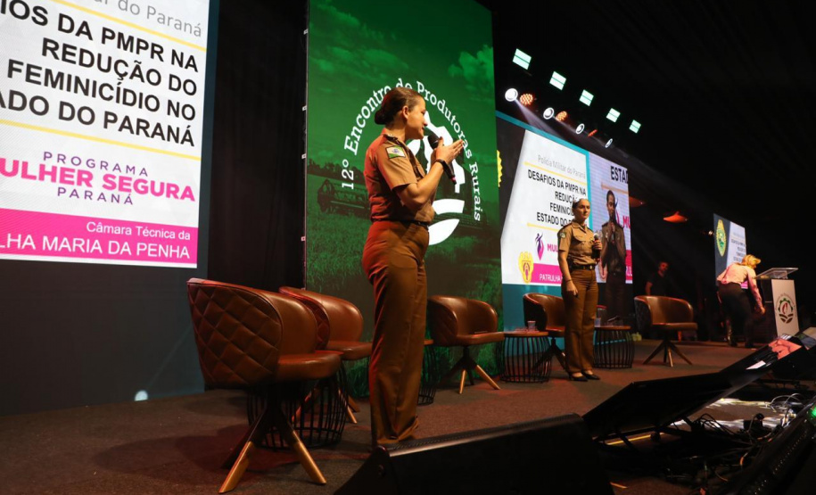 PMPR realiza palestra sobre o Programa Mulher Segura e Patrulha Rural Comunitária 4.0 durante o Encontro Estadual de Produtoras Rurais