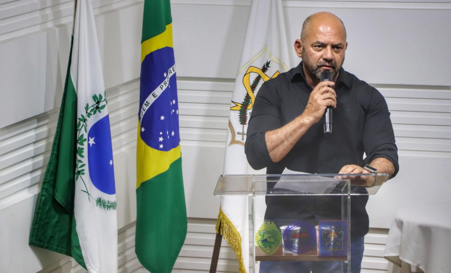 Mulheres privadas de liberdade transformam fardas sem uso em produtos sustentáveis