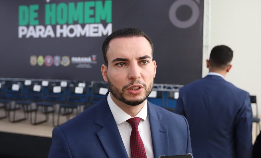 Governador lança projeto de conscientização para combater violência contra a mulher