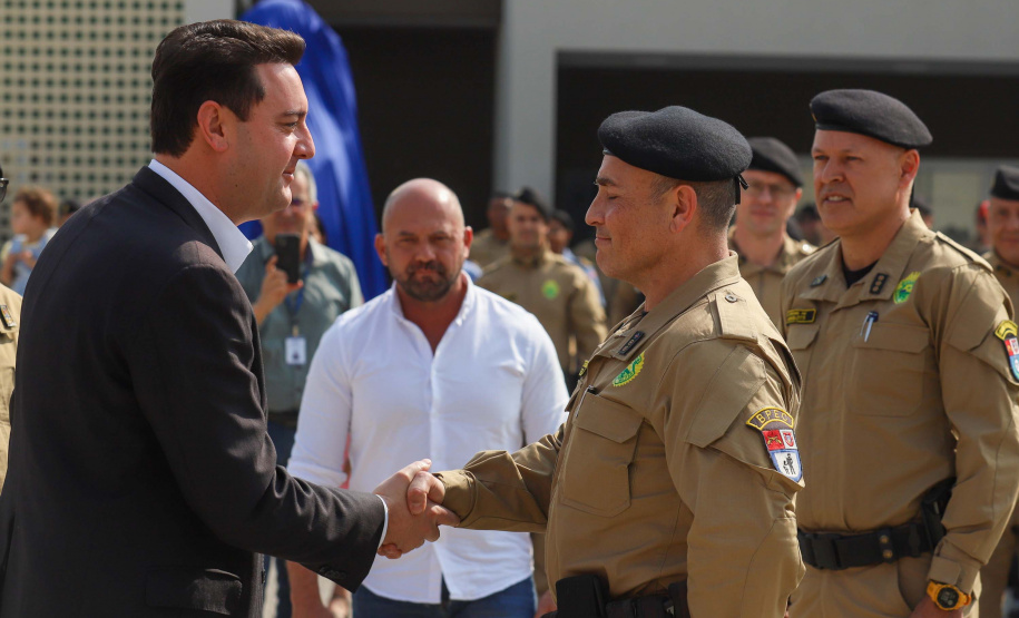 Governador inaugura sede do Batalhão de Patrulha Escolar e entrega 52 viaturas da Rotam