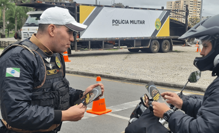 PMPR participa da abertura da semana nacional de trânsito