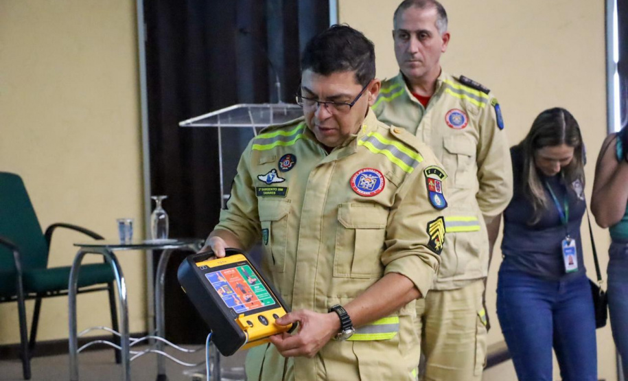 Sesp promove treinamento de operação com Desfibrilador Externo Automático (DEA) para servidores