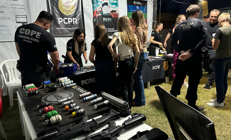 PCPR na Comunidade leva serviços de polícia judiciária à população de Arapongas e Adrianópolis