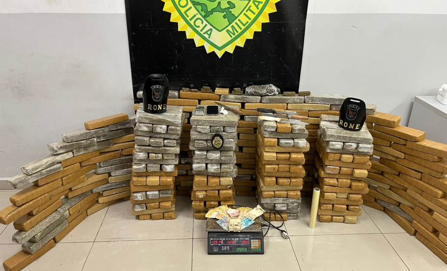 PMPR desmantela ponto de distribuição de drogas em Curitiba