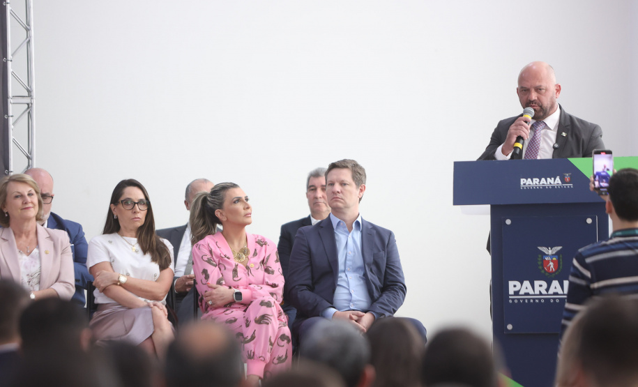 Governador lança projeto de conscientização para combater violência contra a mulher