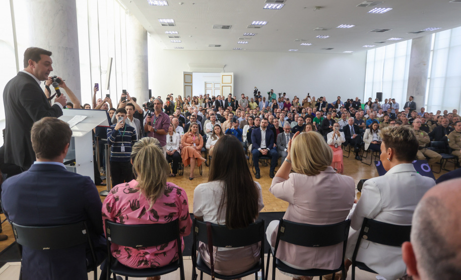 Governador lança projeto de conscientização para combater violência contra a mulher