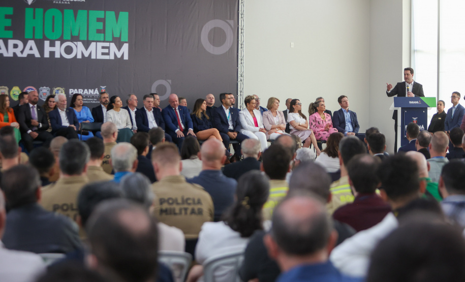 Governador lança projeto de conscientização para combater violência contra a mulher