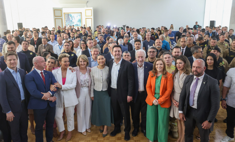 Governador lança projeto de conscientização para combater violência contra a mulher