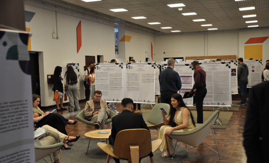 Turma da residência técnica em gestão da segurança apresenta trabalhos de conclusão