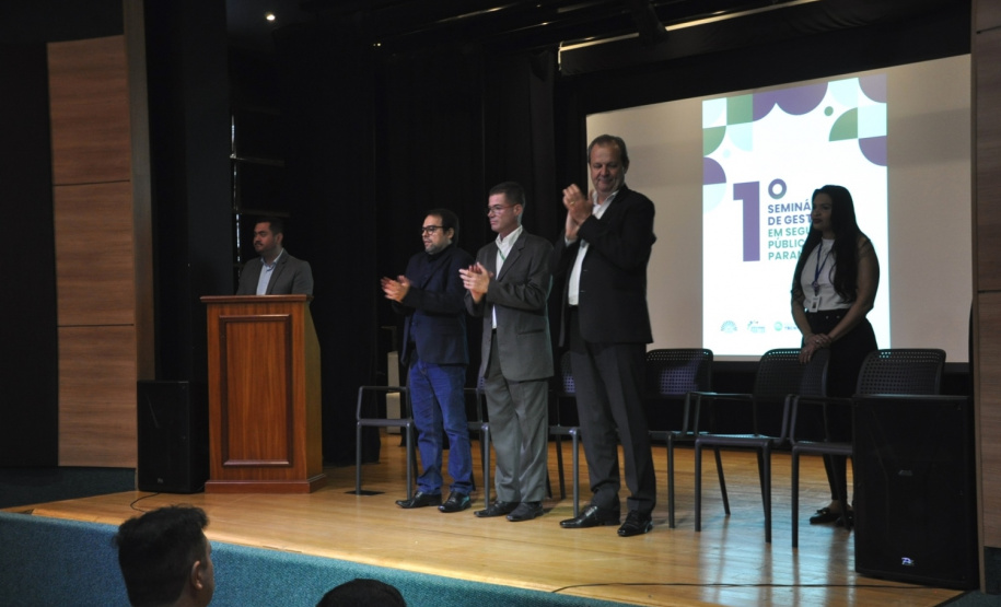 Turma da residência técnica em gestão da segurança apresenta trabalhos de conclusão