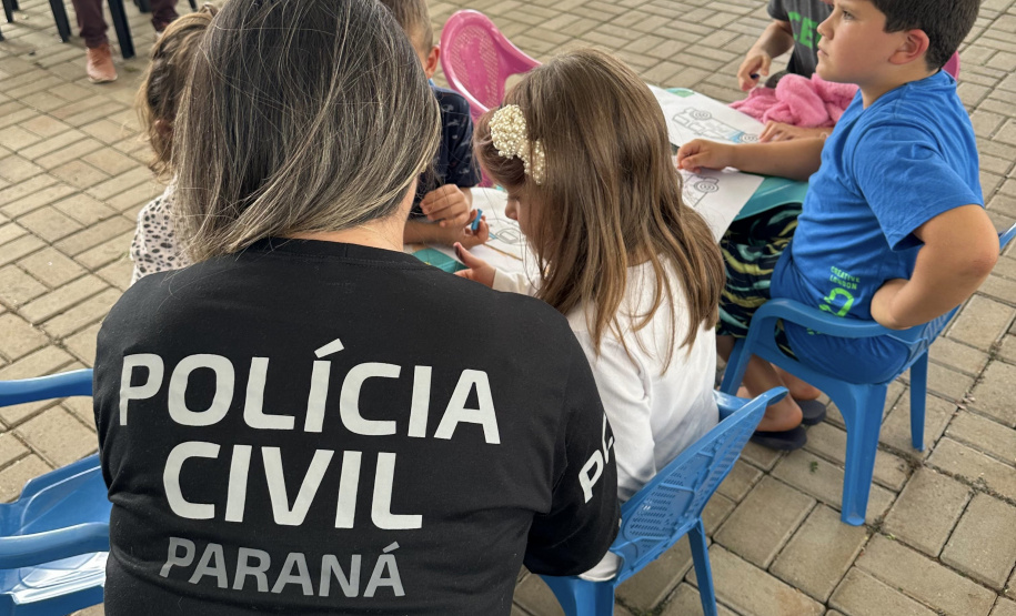 PCPR na Comunidade leva serviços de polícia judiciária, orientações e palestras para mais de 2,1 mil pessoas em Curitiba e Faxinal