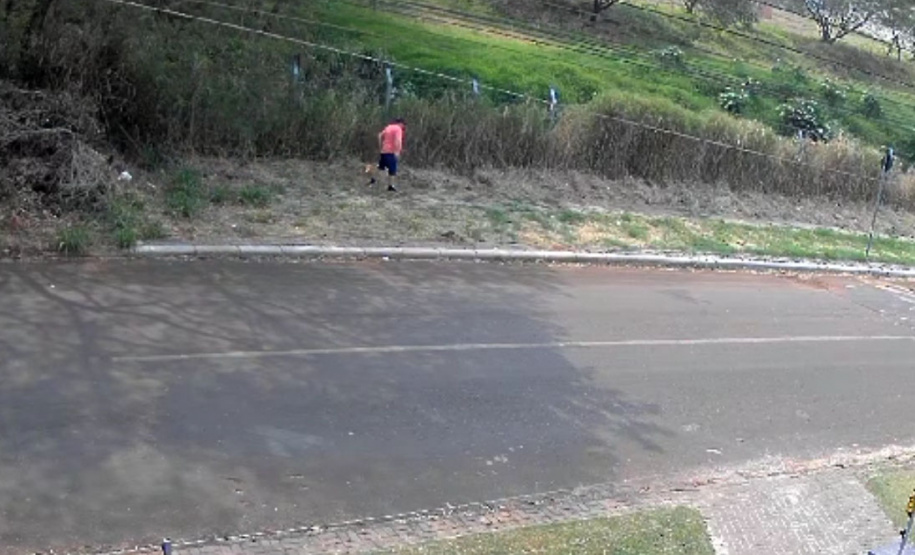 Homem é preso por crime ambiental ao colocar fogo em vegetação em Cascavel