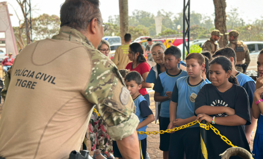 PCPR na Comunidade leva serviços de polícia judiciária e orientações a mais de mil pessoas em Curitiba e Nova Santa Bárbara