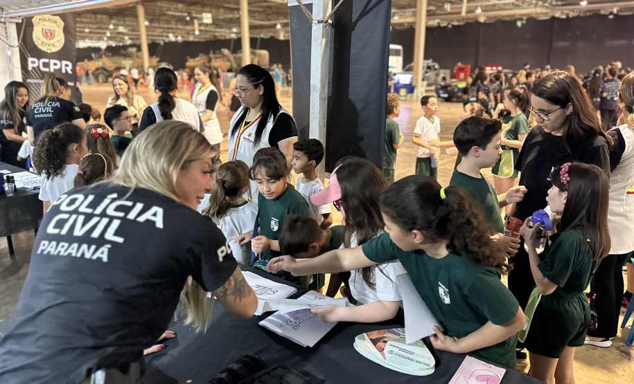 PCPR na Comunidade leva atendimento a moradores de Toledo, Cascavel e Carlópolis