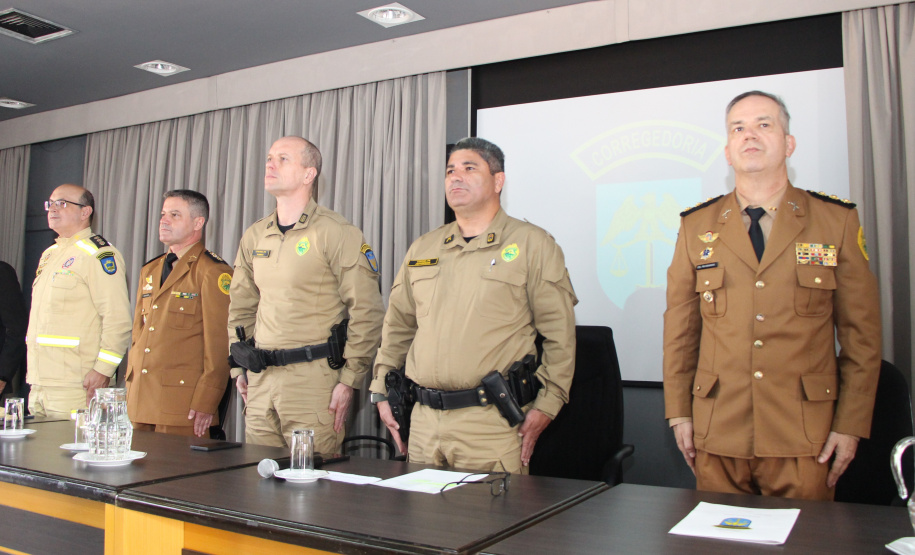 Solenidade militar marca passagem de função de Corregedor-Geral da PMPR