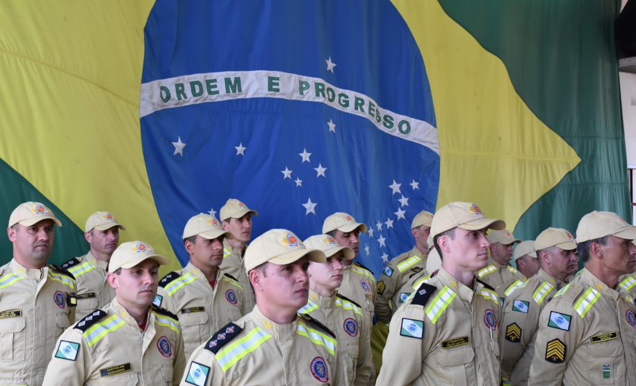 Corpo de Bombeiros forma 42 novos integrantes para força-tarefa que atua em desastres