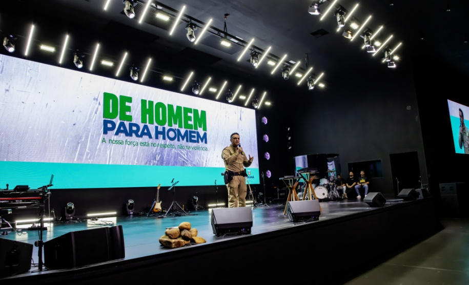 Palestra “De Homem para Homem” reúne 1700 participantes em Maringá