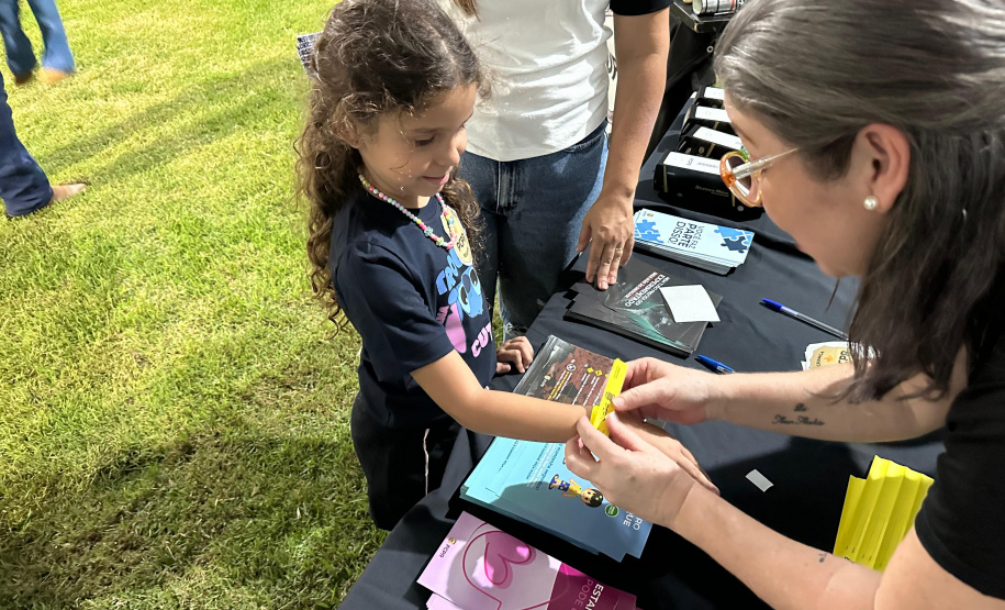 PCPR na Comunidade leva serviços para população de Santa Izabel do Oeste, Nova Esperança e Realeza