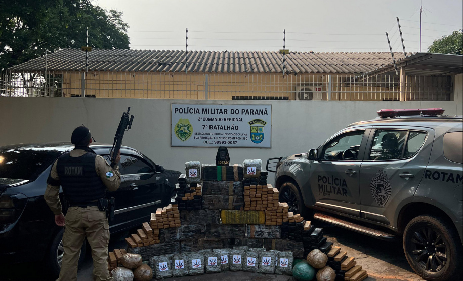 PMPR apreende mais de meia tonelada de maconha em abordagem a veículo