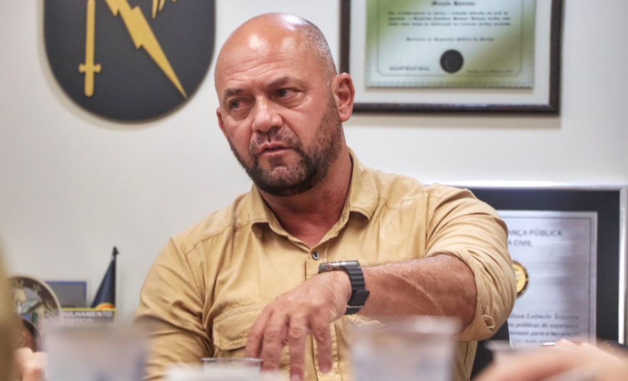 Secretário Hudson se reúne com comitiva de Castro