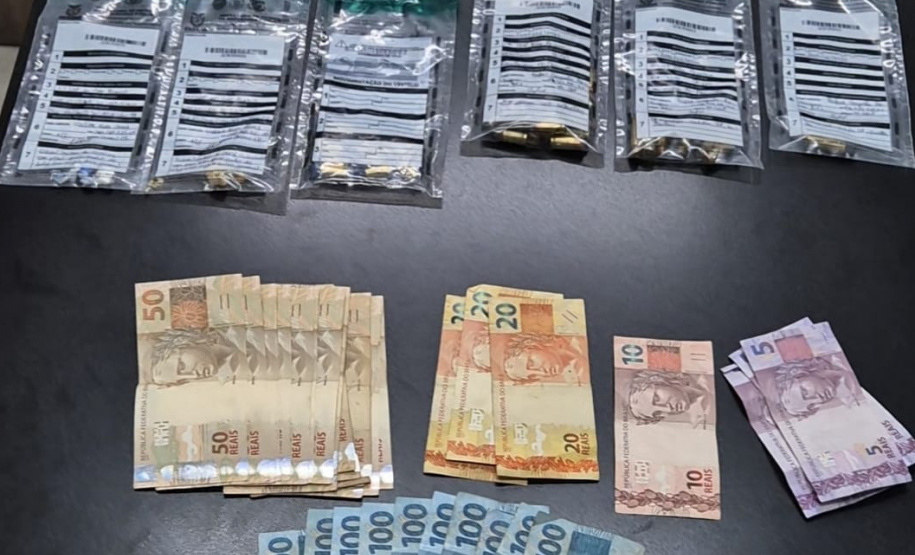 PCPR prende três pessoas em flagrante em operação contra o tráfico em Pato Branco