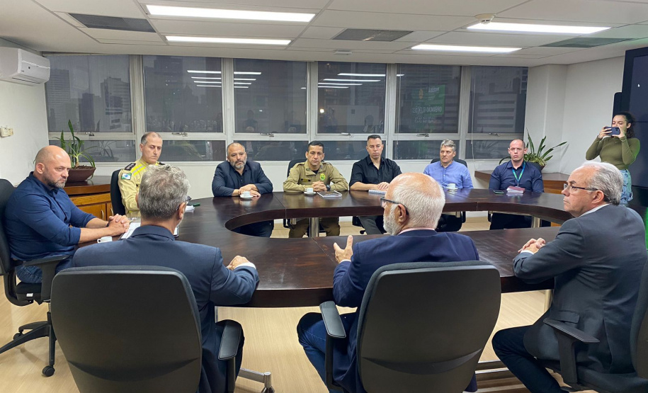 Secretário da Segurança Pública se reúne com lideranças das associações de comércio, bares e restaurantes para discutir a segurança nas eleições