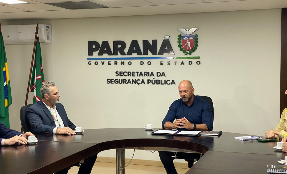 Secretário da Segurança Pública se reúne com lideranças das associações de comércio, bares e restaurantes para discutir a segurança nas eleições