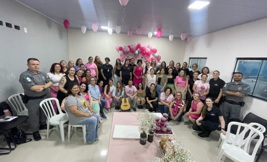Polícia Penal promove atividades alusivas à campanha do ‘Outubro Rosa’ em unidades penais de Francisco Beltrão e de Dois Vizinhos