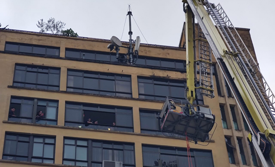 Versáteis, plataformas mecânicas evoluíram socorro prestado pelos Bombeiros