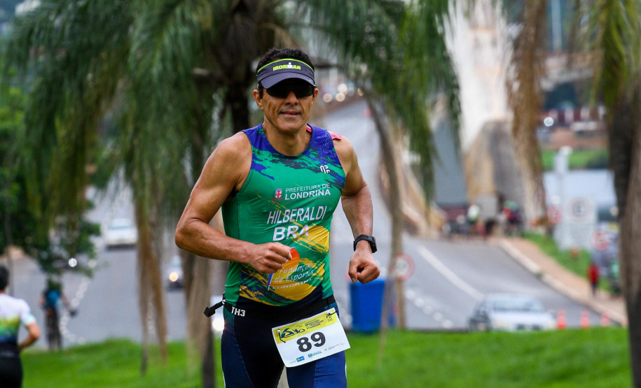 Coronel da Polícia Militar conquista títulos e vagas para mundiais de Triatlo e Multiesportes