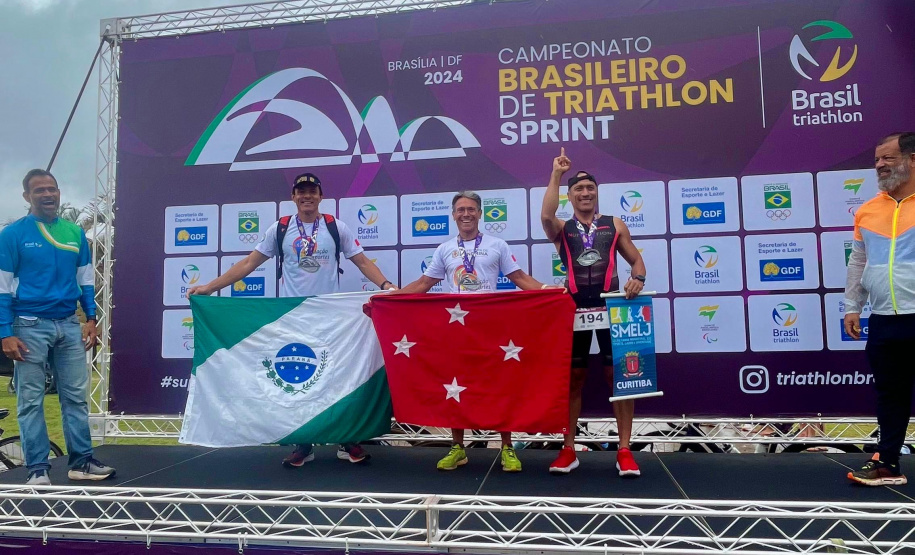 Coronel da Polícia Militar conquista títulos e vagas para mundiais de Triatlo e Multiesportes