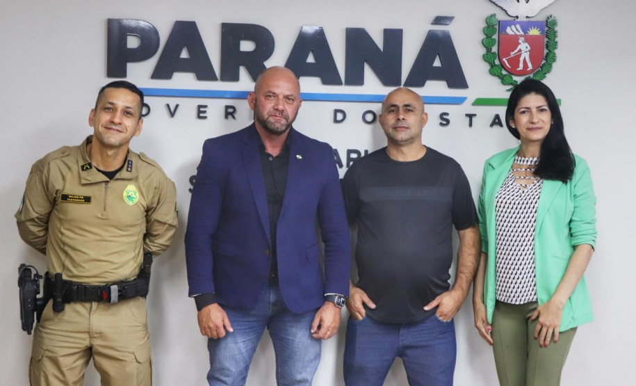 Secretário recebe prefeito e primeira dama de Pitanga