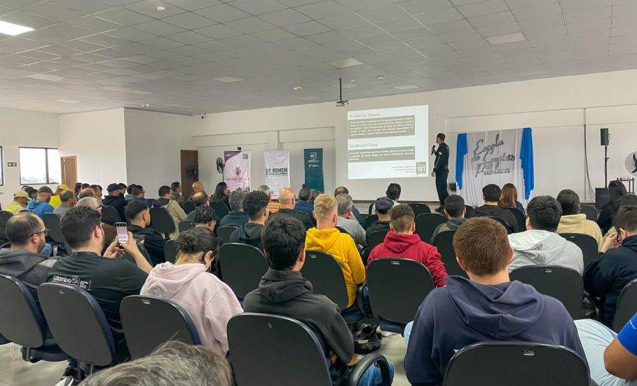 PCPR realiza palestras no Município de Colombo, no âmbito do Programa Mulher Segura, segunda fase “DE HOMEM PARA HOMEM”