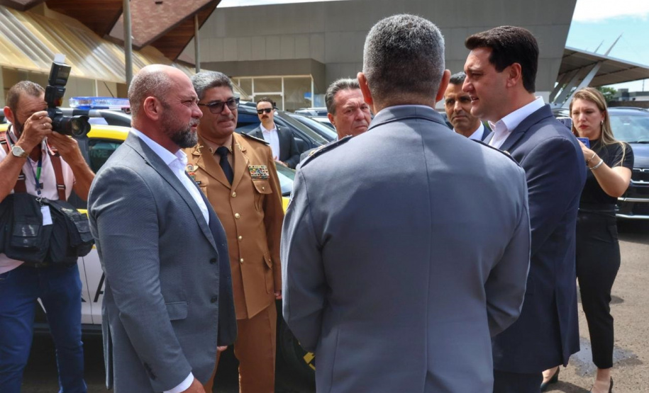 Ratinho Junior ressalta bons índices da segurança do Paraná em reunião com PMs de todo o Brasil
