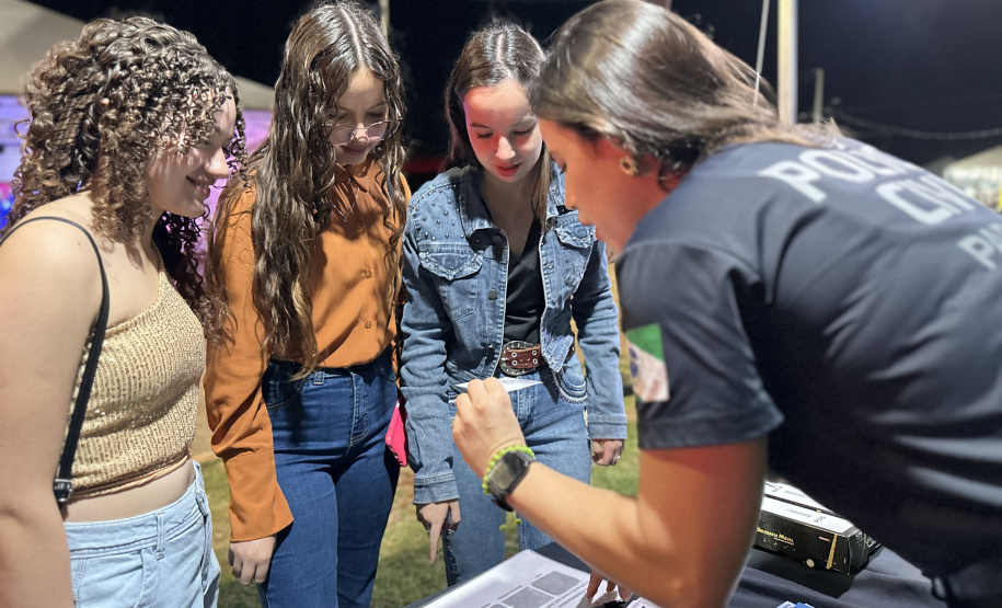 Ivaiporã e Bandeirantes recebem serviços do PCPR na Comunidade nesta semana