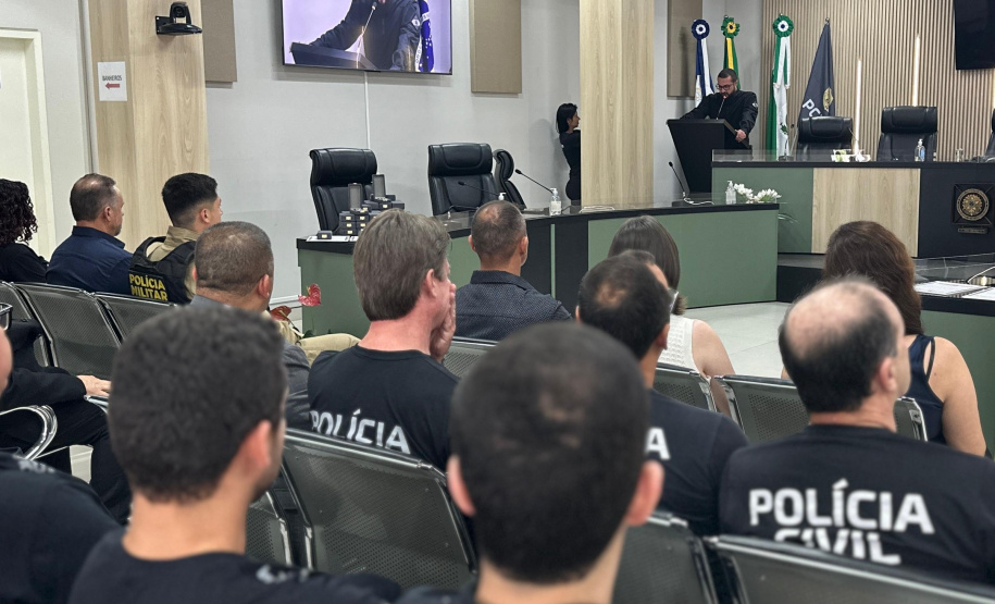 PCPR homenageia servidores com medalhas de serviço policial no sudeste do Estado