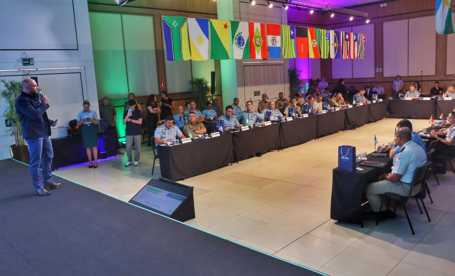 Avanços e investimentos na Segurança Pública do Paraná são apresentados no 3º CNCG, em Foz