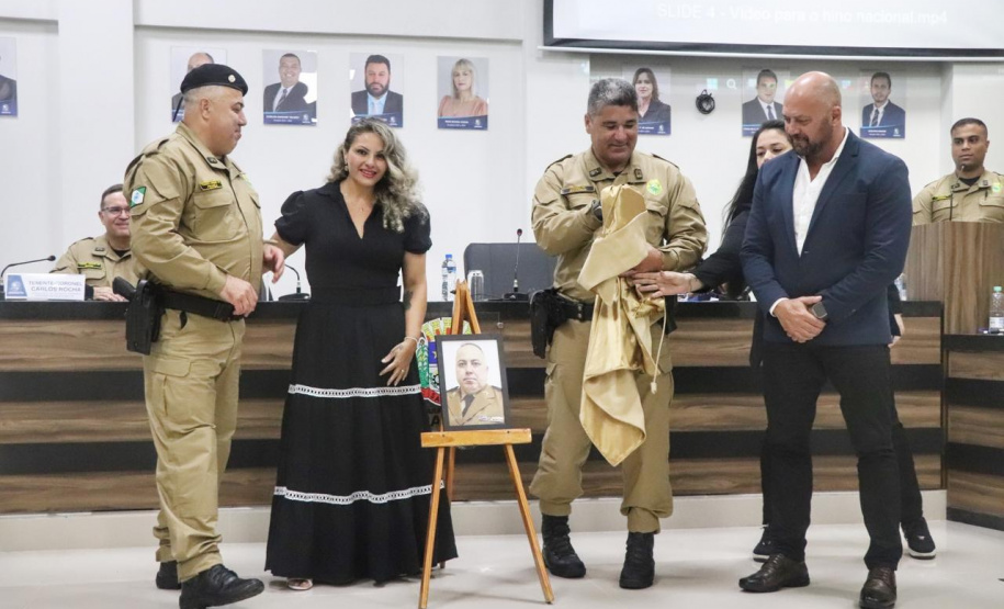 Cerimônia marca troca de comando no 32° BPM de Sarandi