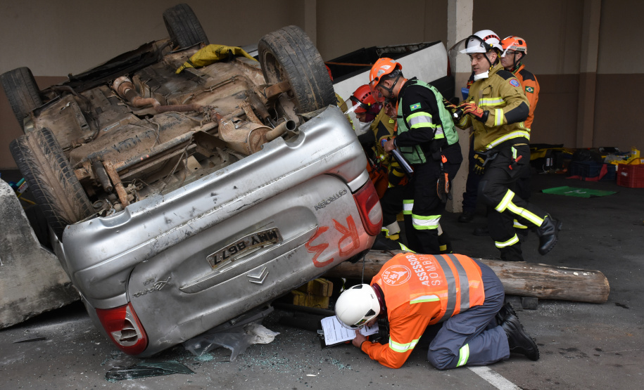 Equipe do Paraná disputa Mundial de Salvamento Veicular em Portugal
