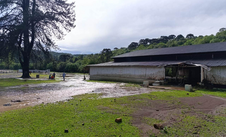 Com tropa de elite, Bombeiros reforçam equipe de busca por criança em General Carneiro