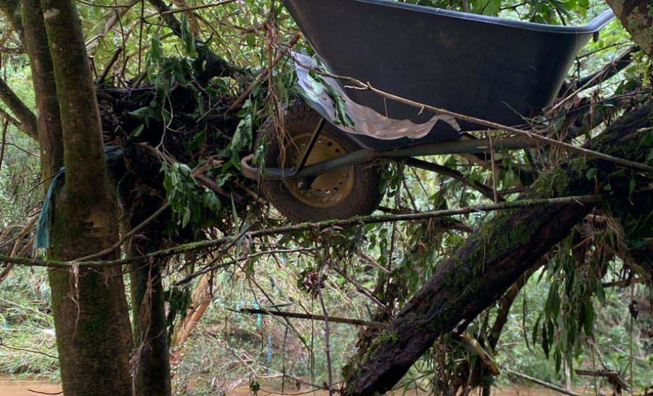 Com tropa de elite, Bombeiros reforçam equipe de busca por criança em General Carneiro