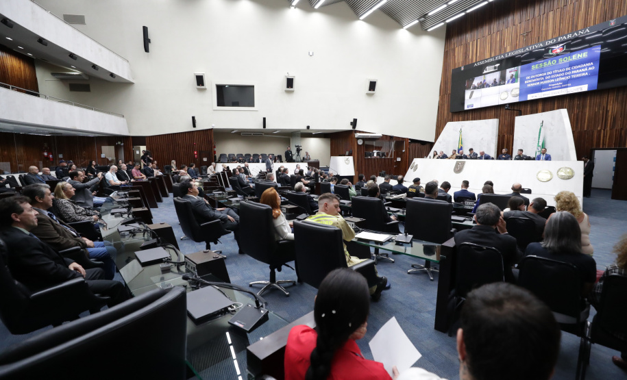 Secretário Hudson recebe homenagem na Assembleia Legislativa
