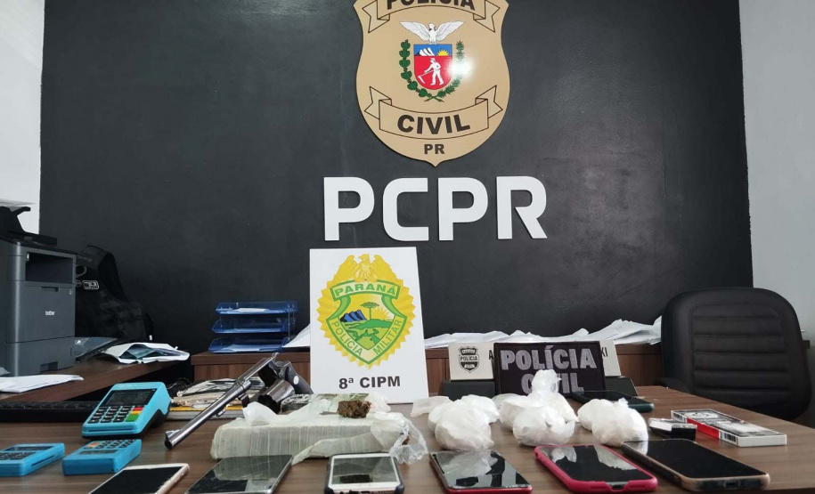 PCPR e PMPR prendem quatro pessoas em operação contra o tráfico de drogas em Rio Azul