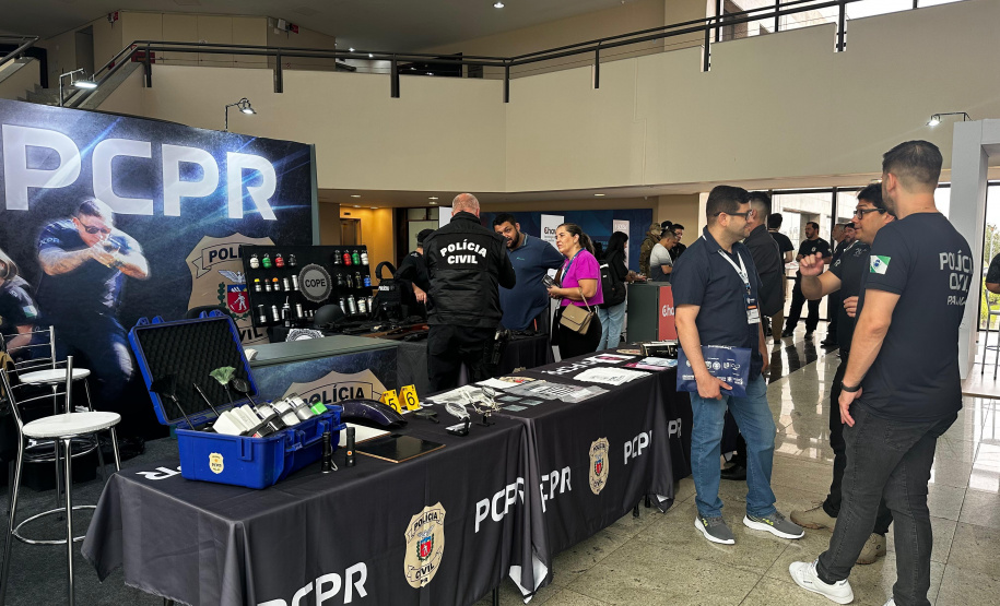 PCPR na Comunidade leva serviços a 2,5 mil pessoas em Morretes, Curitiba e Pinhais